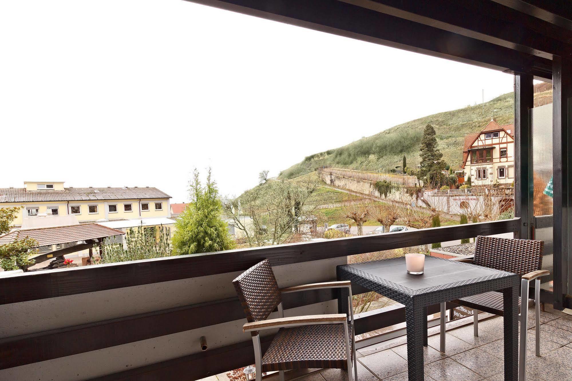אירינגן Hotel-Restaurant Rebstock מראה חיצוני תמונה